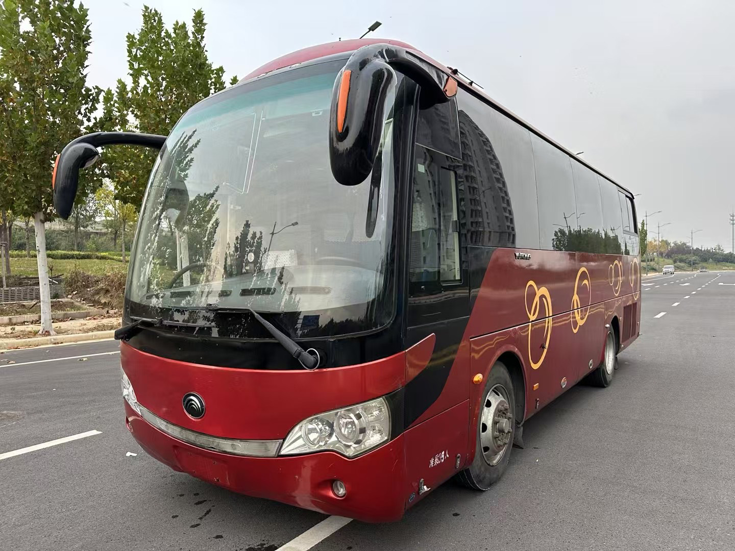 Used Yutong Bus ZK6858H9 35 Seats Used Coach bus2