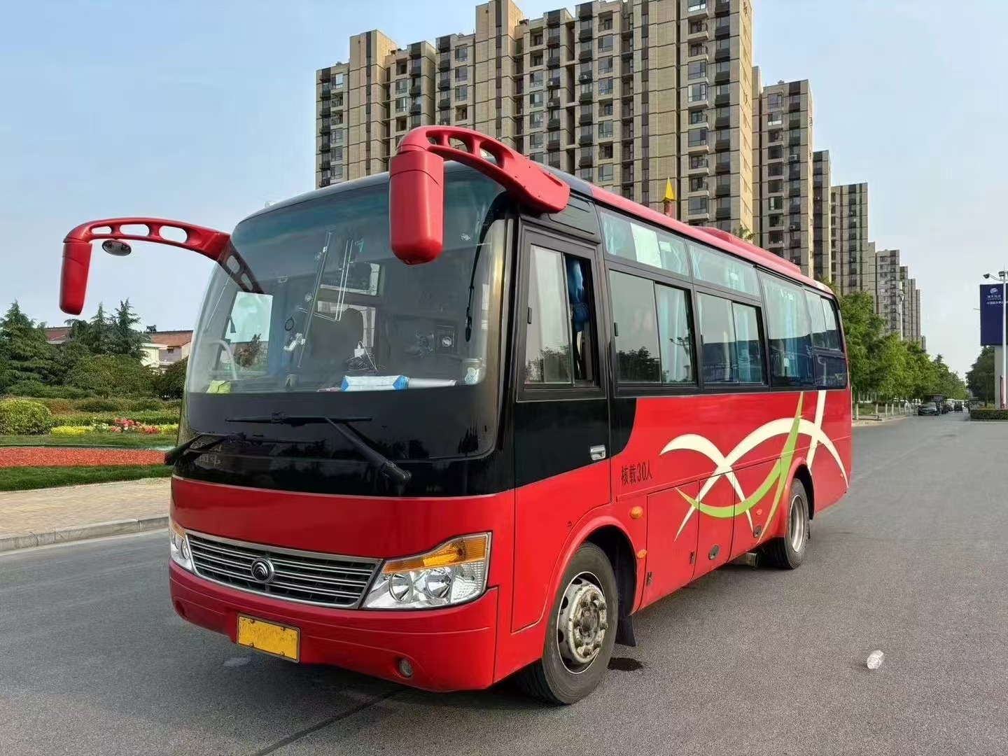 ZK6752D51 02
