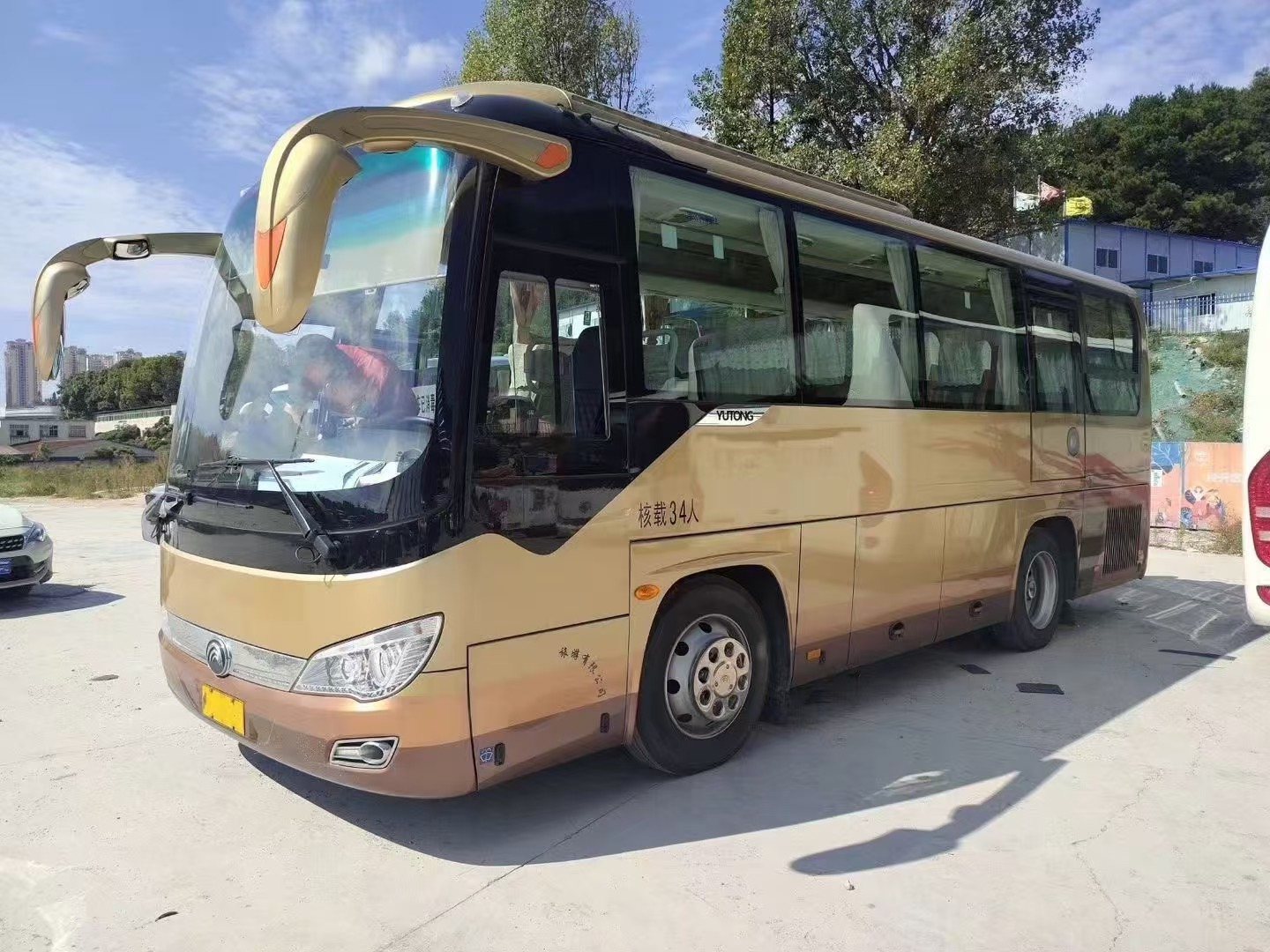 ZK6816H5Y 02