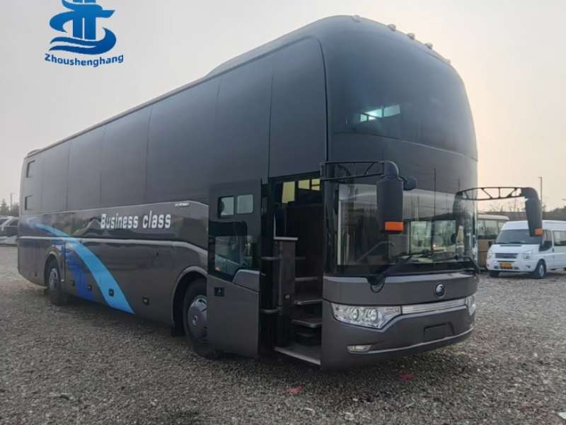 A Complete Guide To What Is A Tour Bus (2)