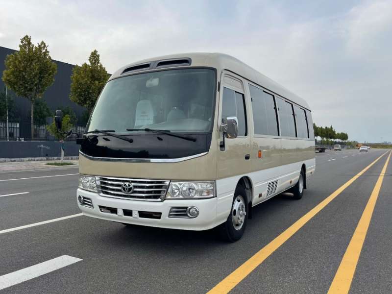 Coaster Bus Seating Capacity What You Need To Know (2)